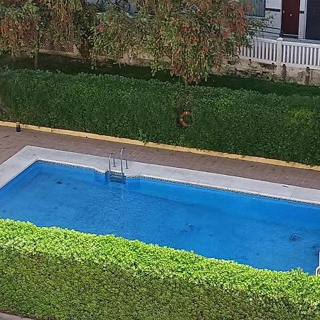 Suites Center Recinto Ferial Фуeнхирола Екстериор снимка